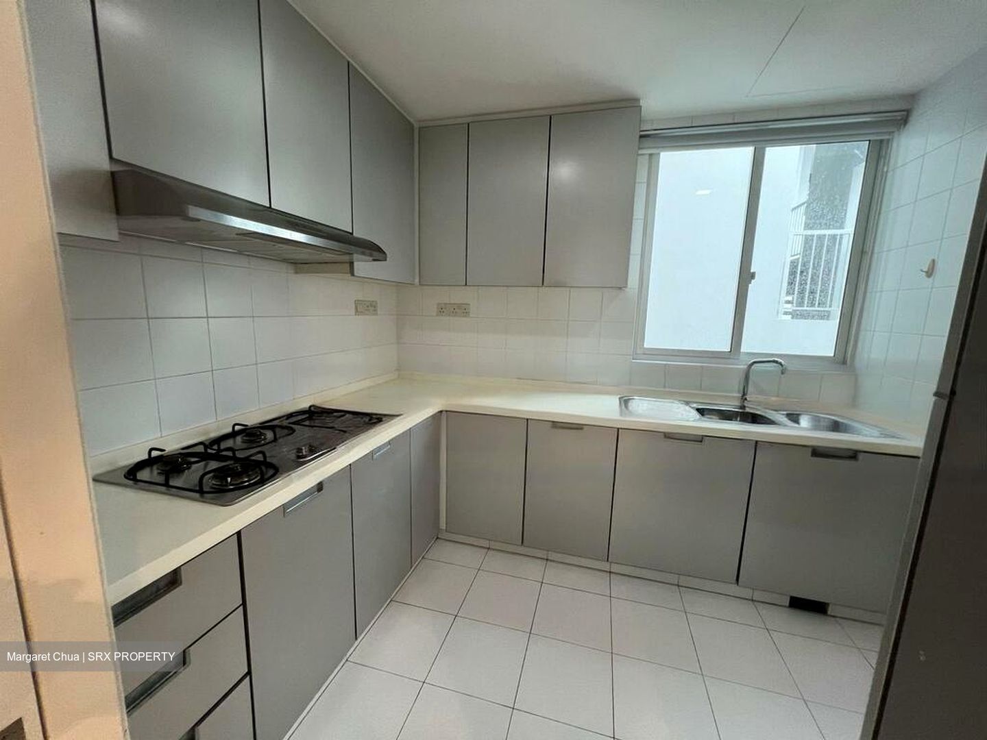 The Esparis (D18), Condominium #467367731